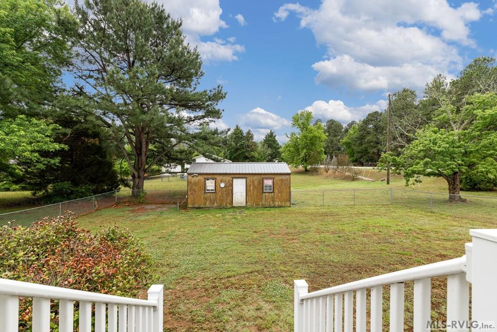 800 Woodland Drive