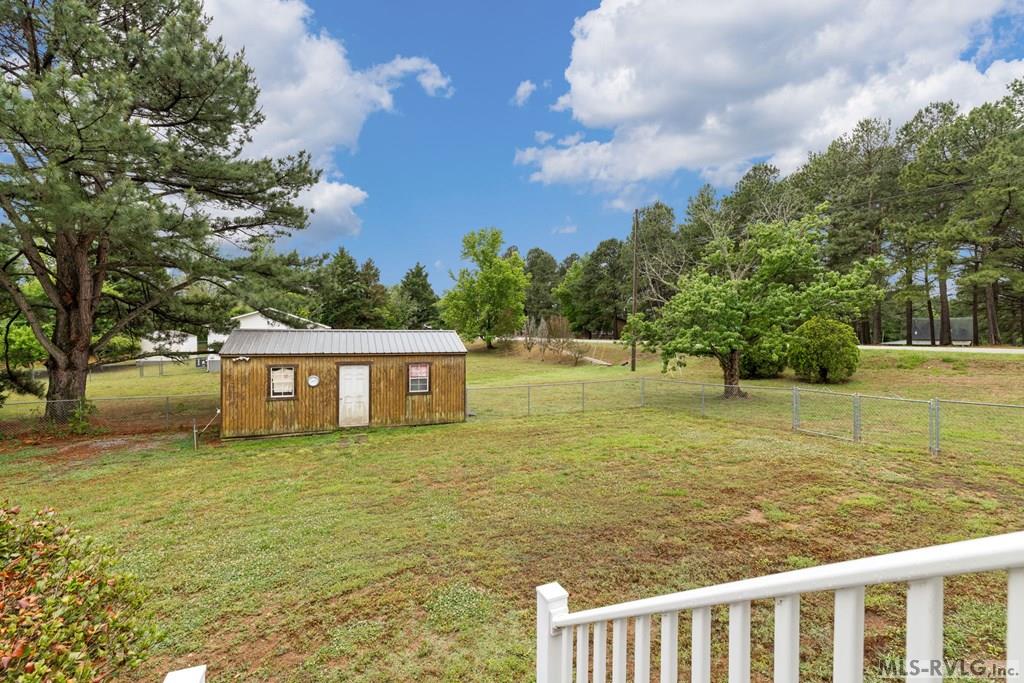 800 Woodland Drive