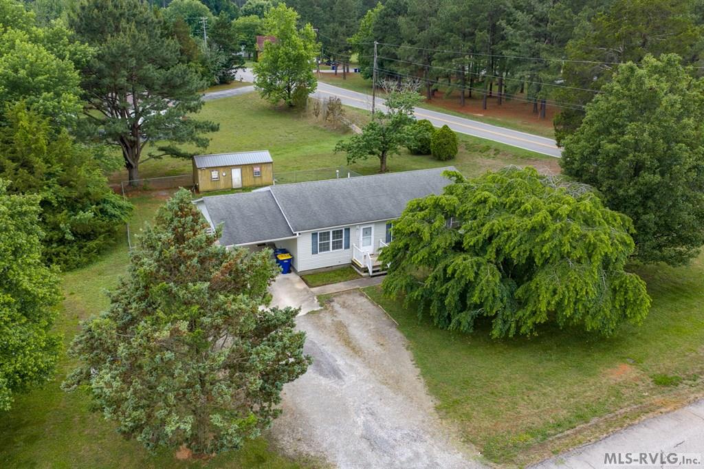 800 Woodland Drive