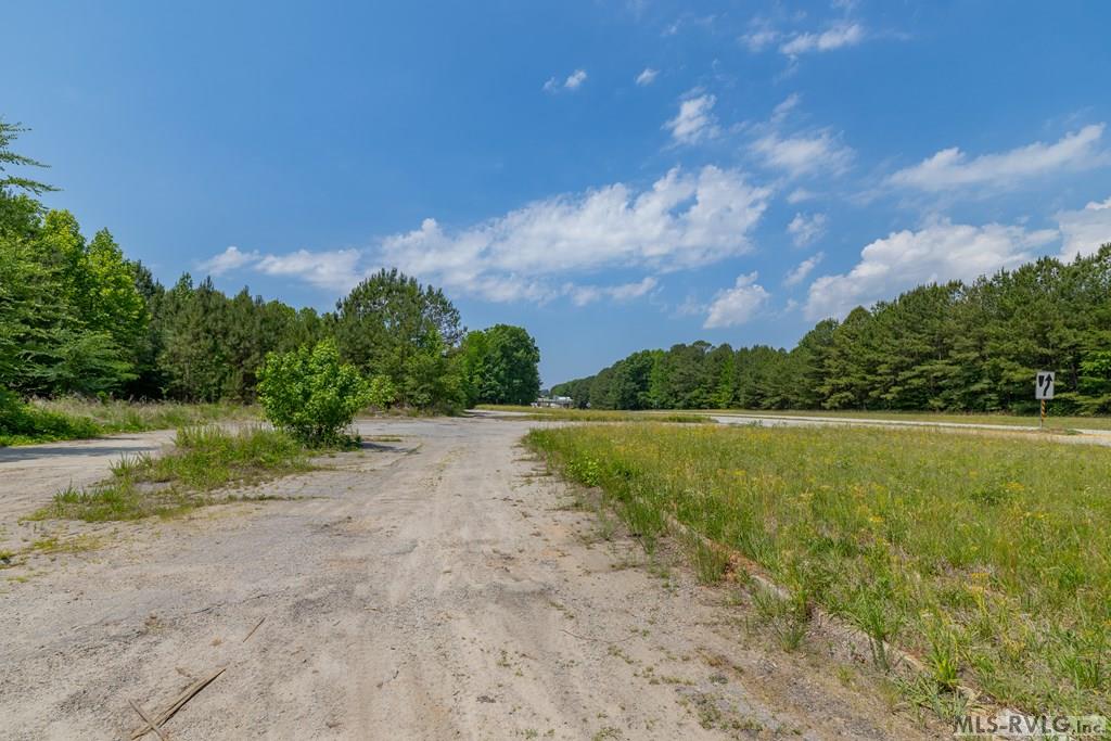 TBD N Mecklenburg Avenue
