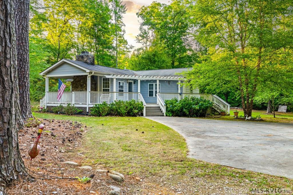 199 N Holiday Dr