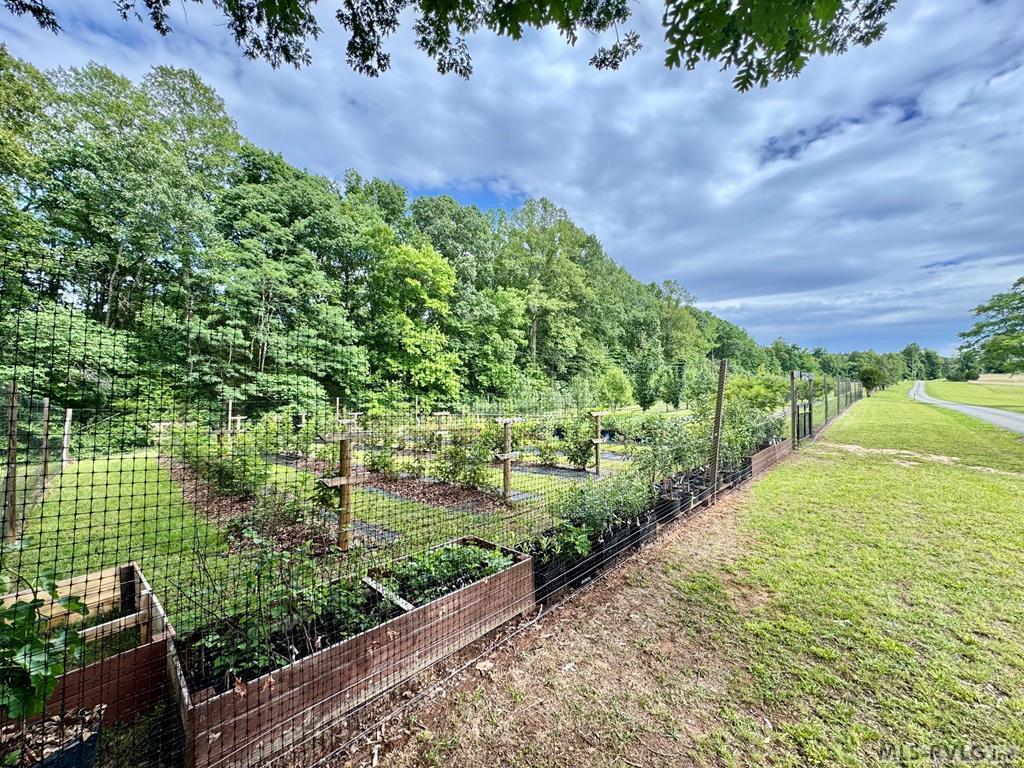 971 Big River Road