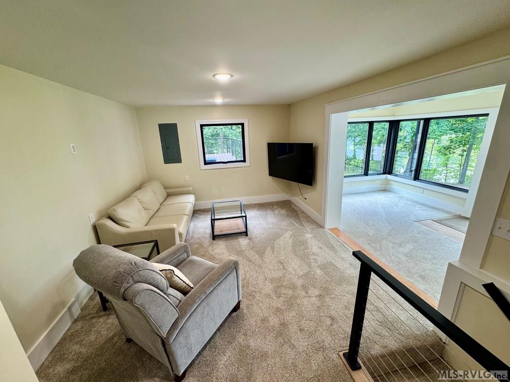 971 Big River Road