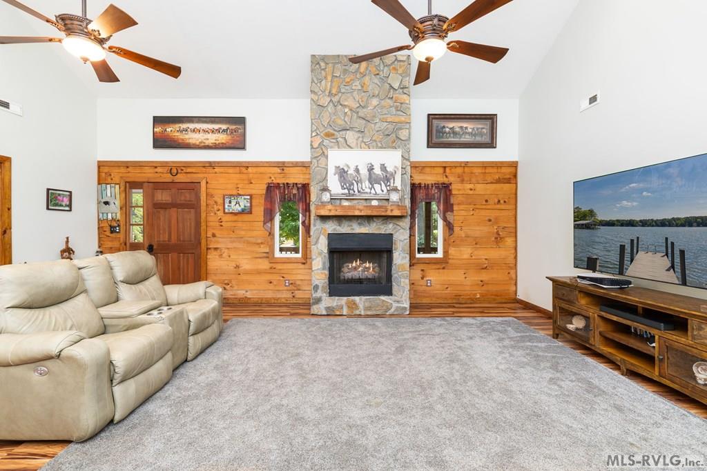 109 E Lizard Bay Drive