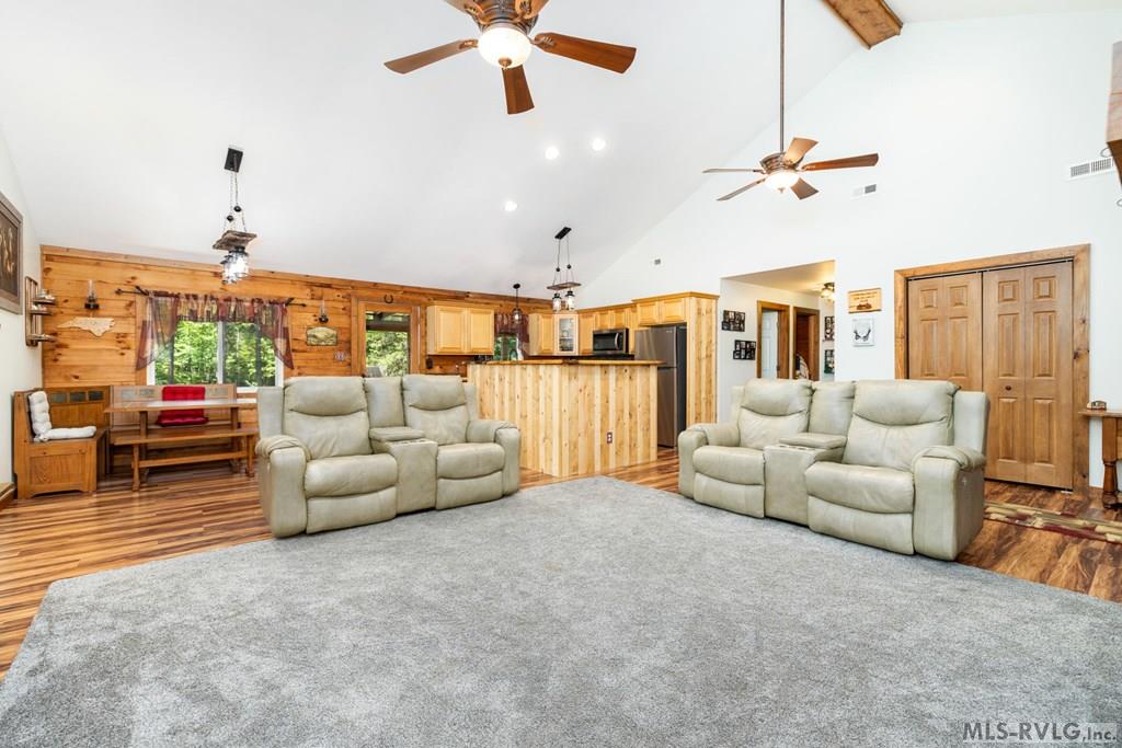 109 E Lizard Bay Drive