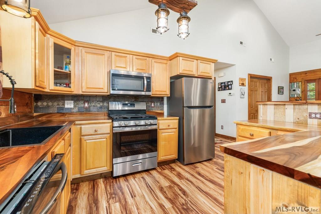 109 E Lizard Bay Drive