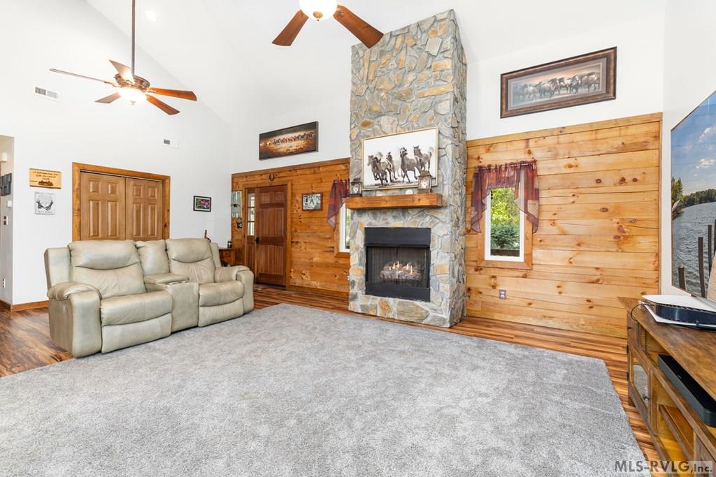 109 E Lizard Bay Drive