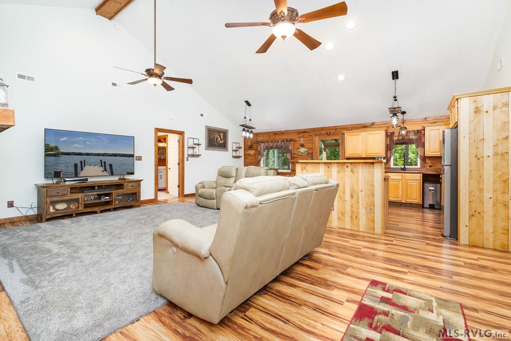109 E Lizard Bay Drive