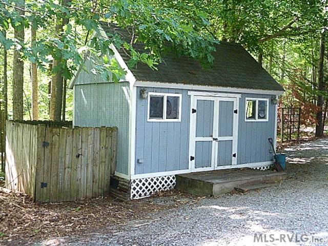 124 Windy Pointe Circle