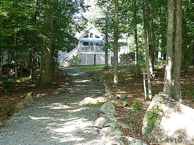 124 Windy Pointe Circle