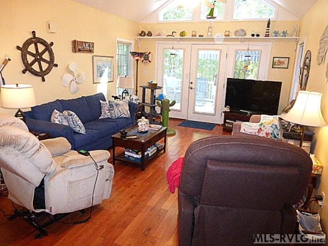 124 Windy Pointe Circle
