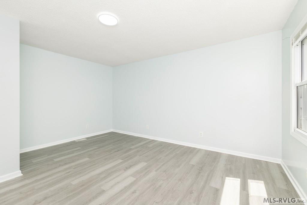 113 Parkside Ct