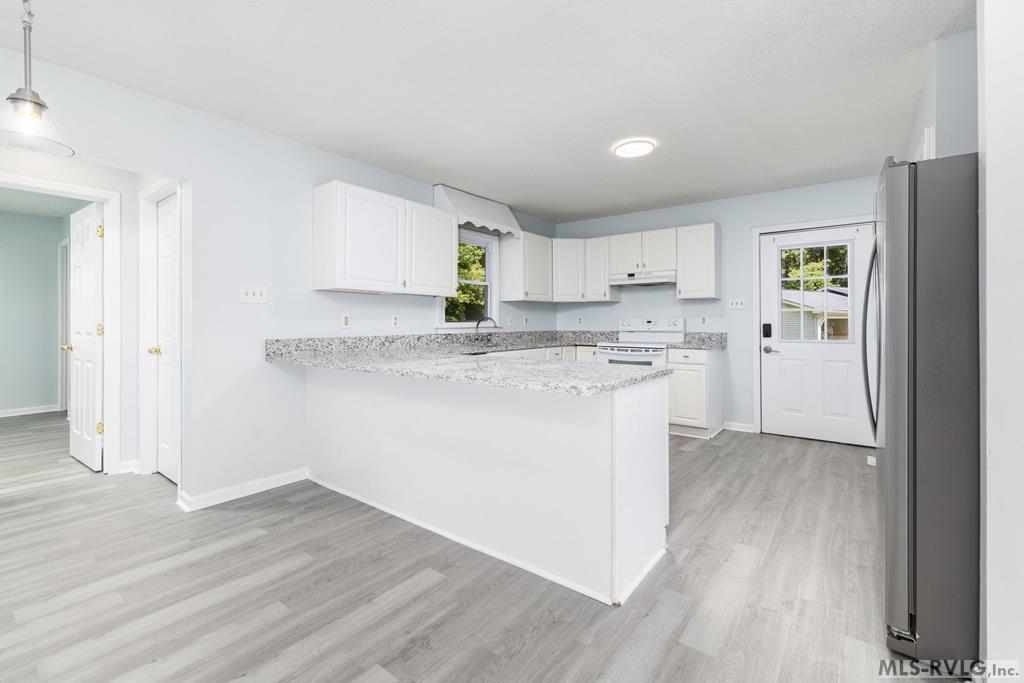 113 Parkside Ct