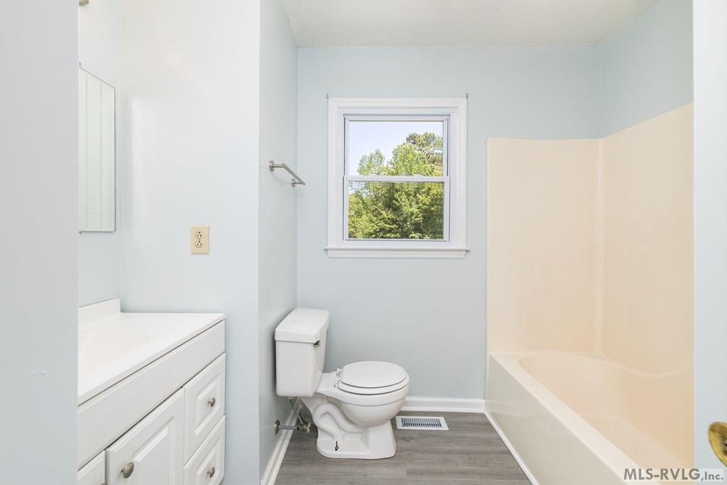 113 Parkside Ct