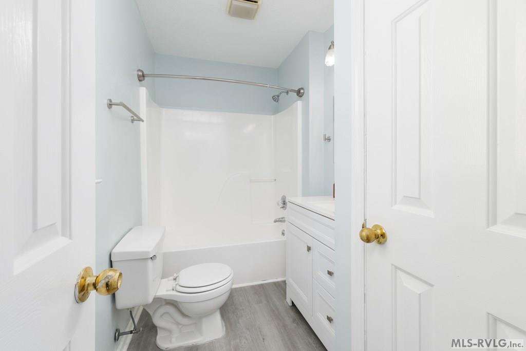 113 Parkside Ct