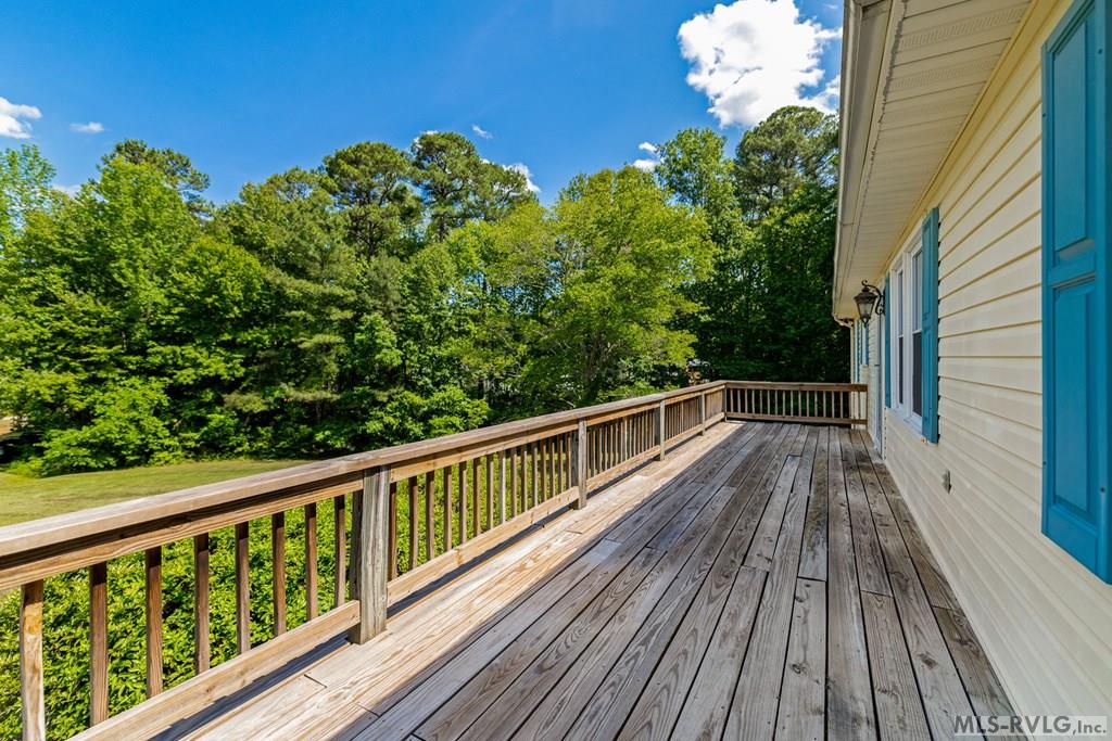 113 Parkside Ct