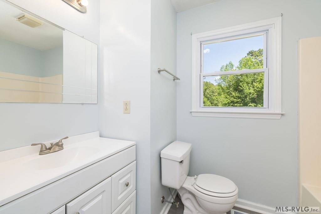 113 Parkside Ct