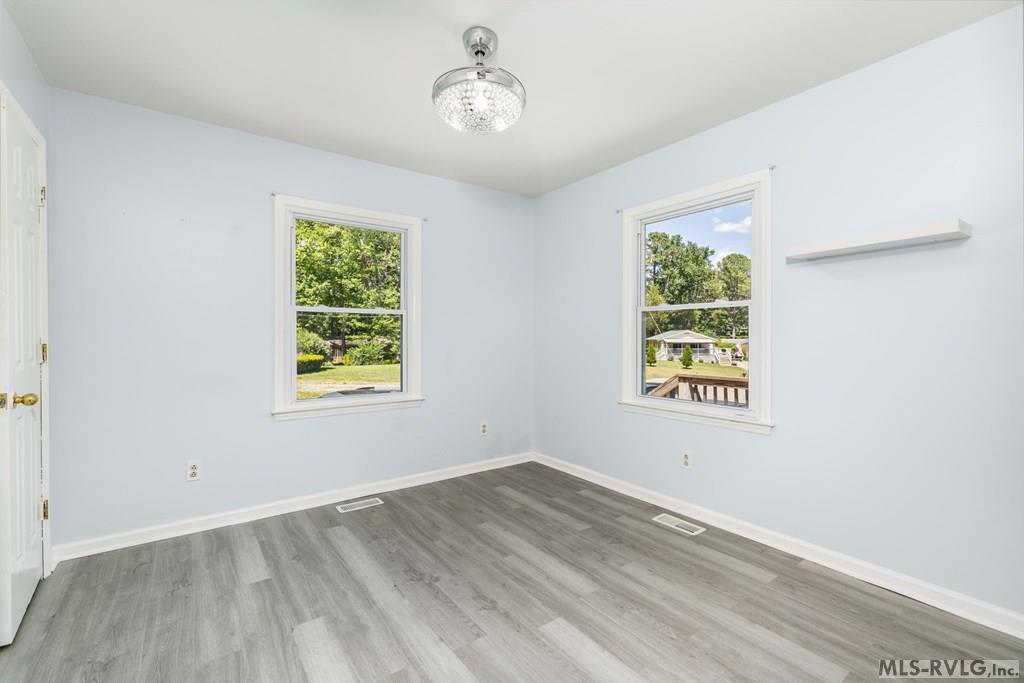 113 Parkside Ct