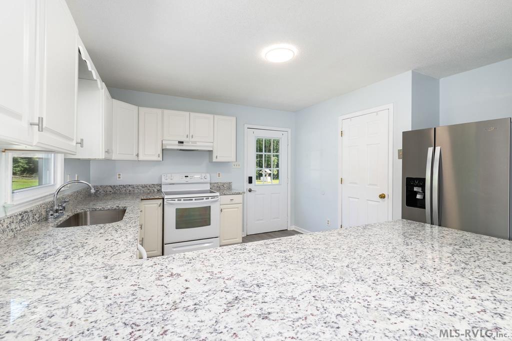 113 Parkside Ct
