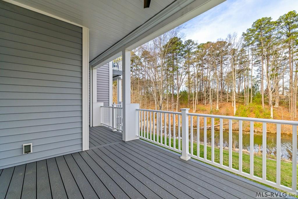 117 Rowboat Way
