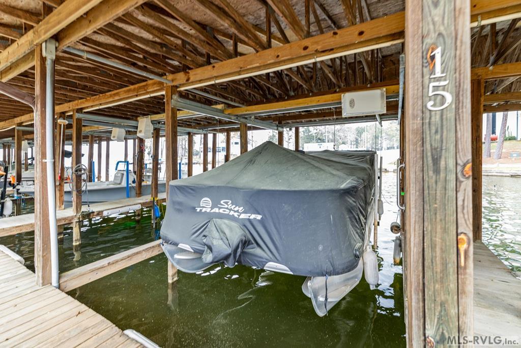 117 Rowboat Way