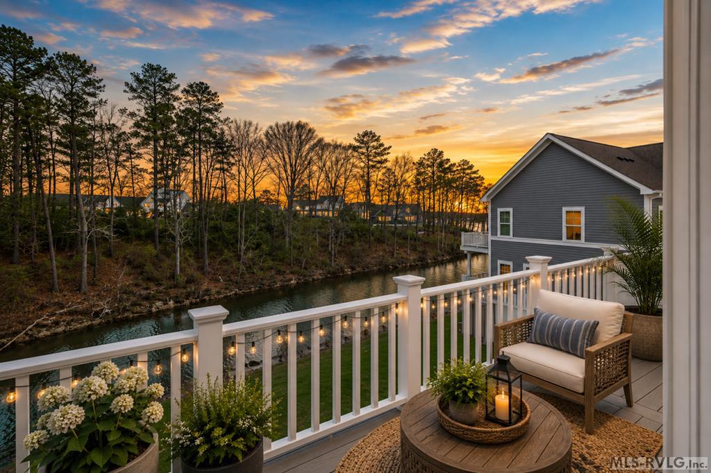 117 Rowboat Way