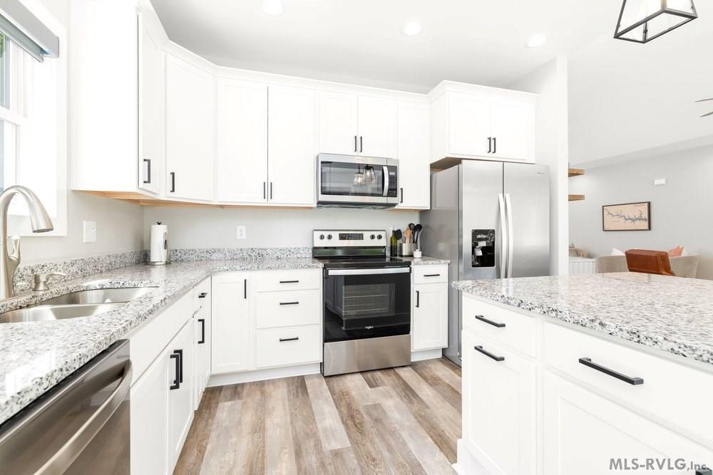 116 Watermans Dr