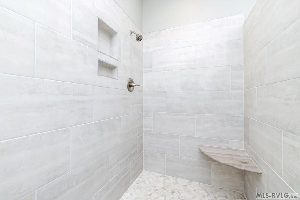 116 Watermans Dr
