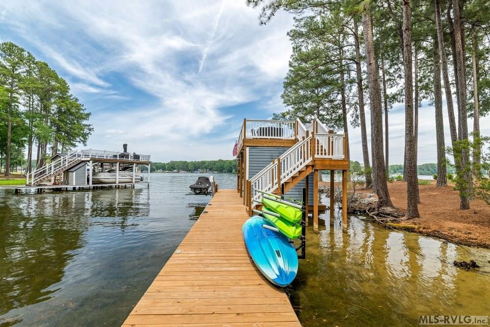 116 Watermans Dr