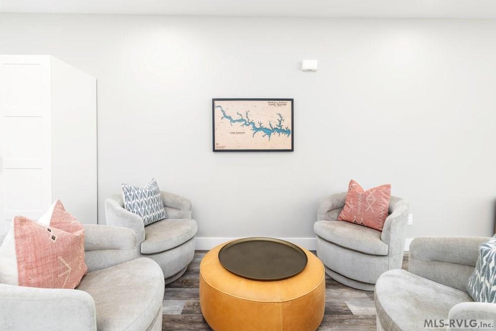 116 Watermans Dr