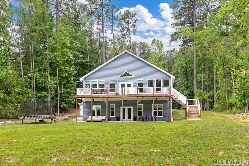 116 Watermans Dr