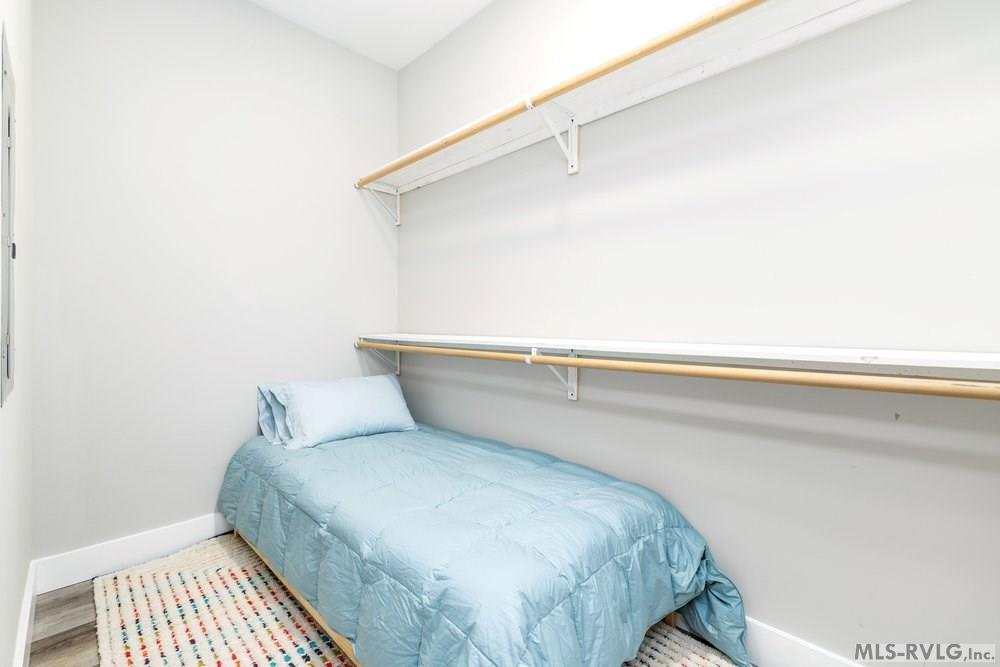 116 Watermans Dr