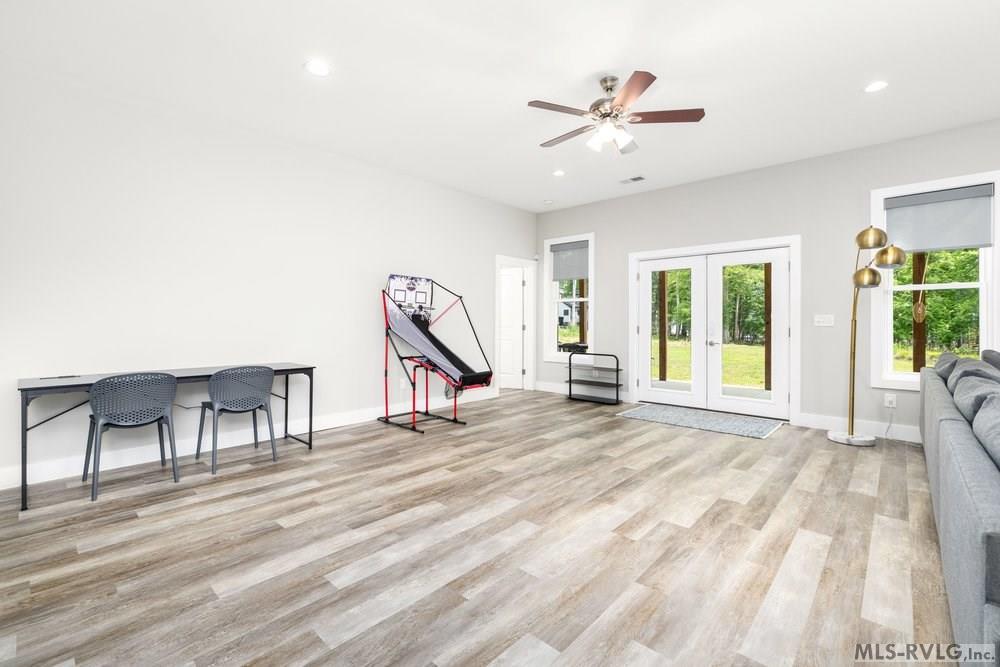 116 Watermans Dr
