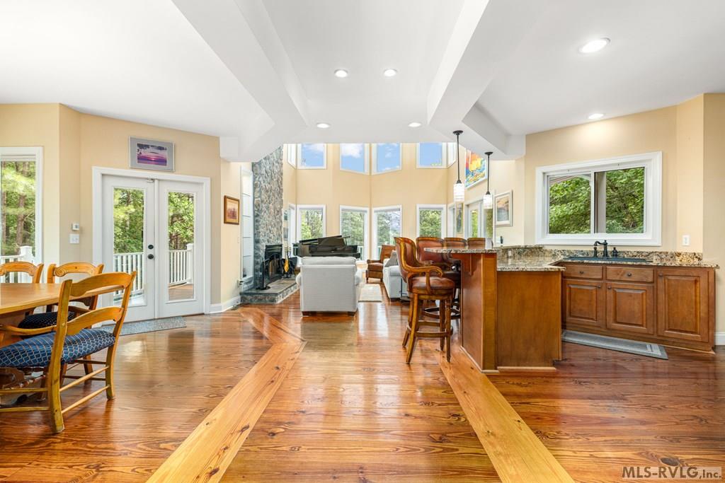 1041 Alexander Drive