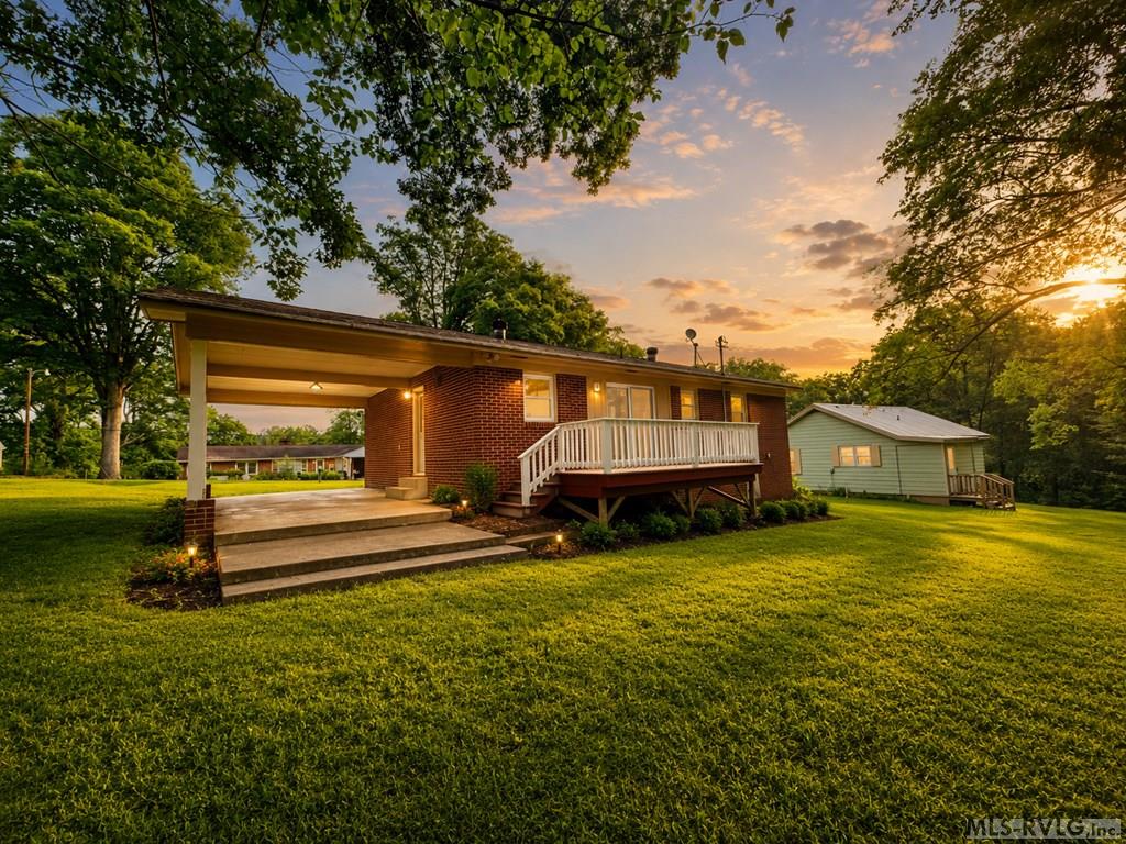 284 Evergreen Road