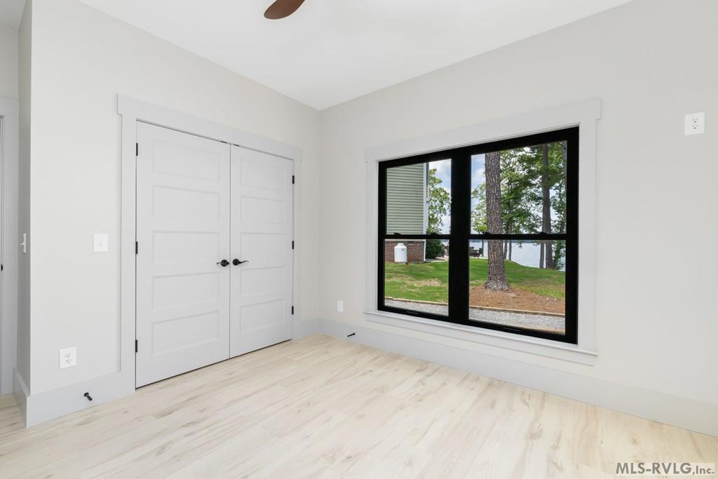 137 Syds Bluff