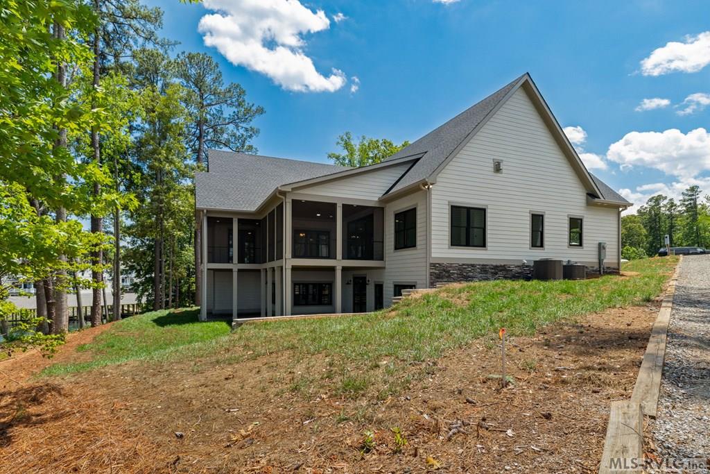 137 Syds Bluff