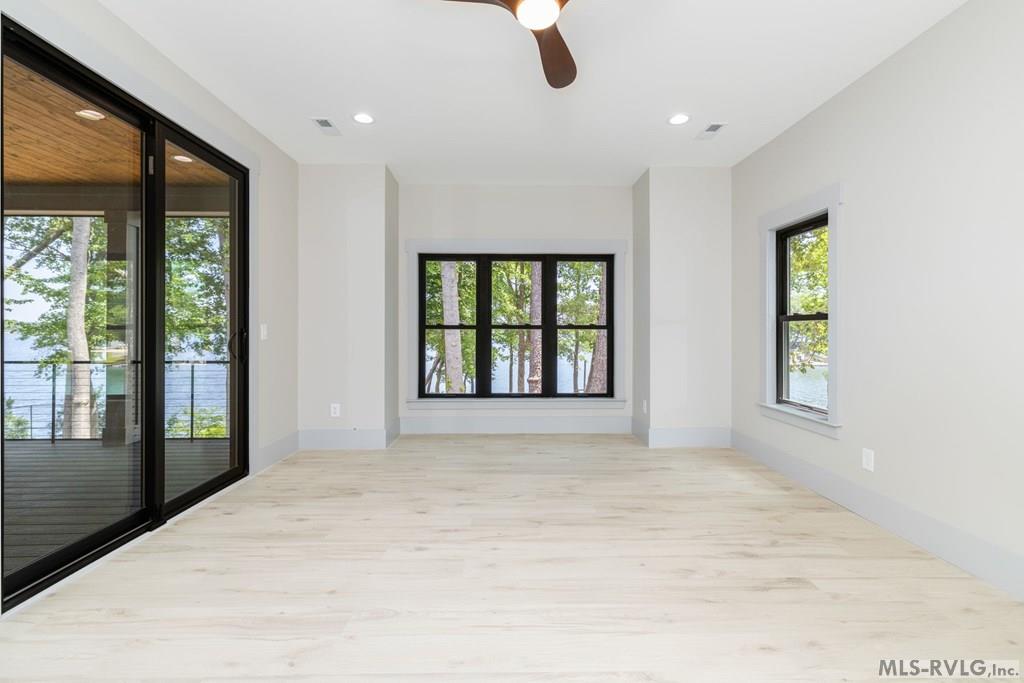 137 Syds Bluff