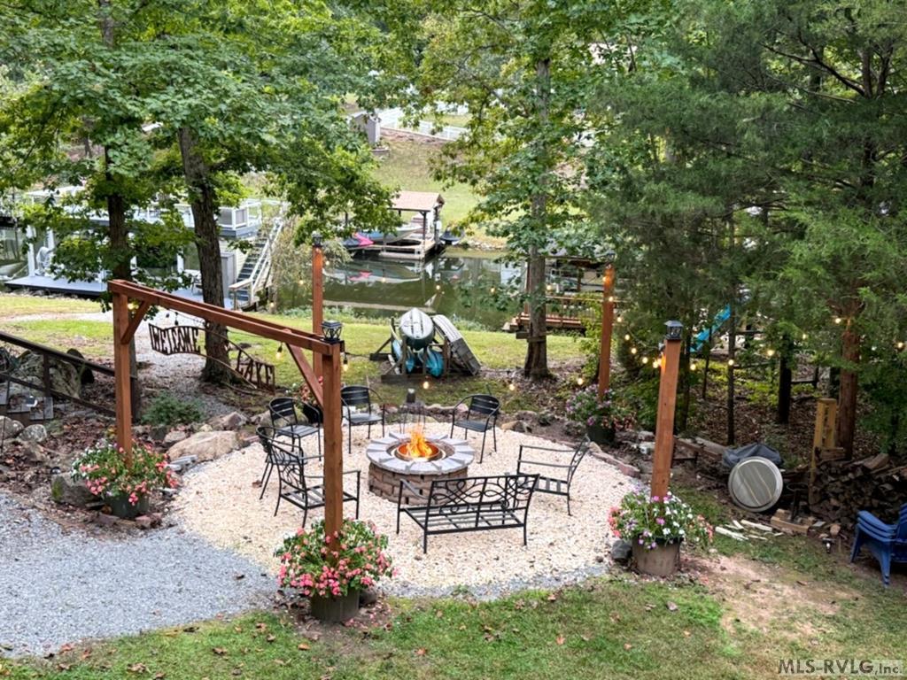 142 Windy Pointe Circle
