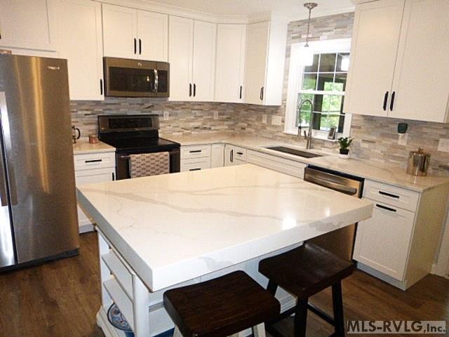 142 Windy Pointe Circle
