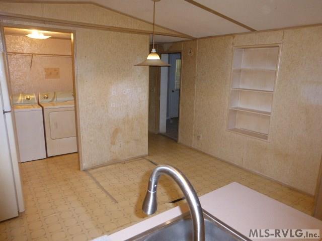 121 E. Lizard Bay Road