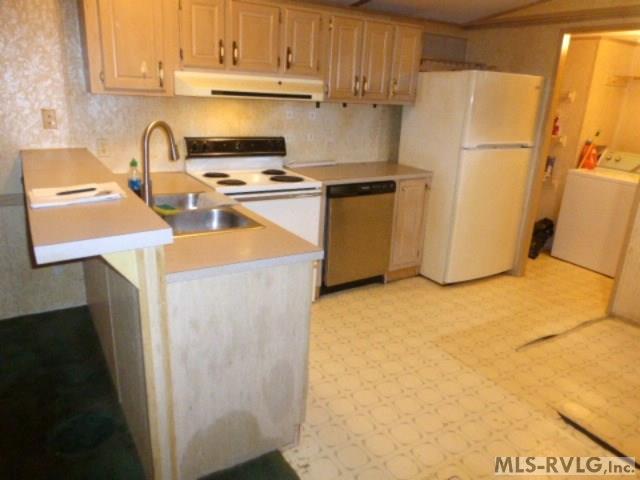 121 E. Lizard Bay Road