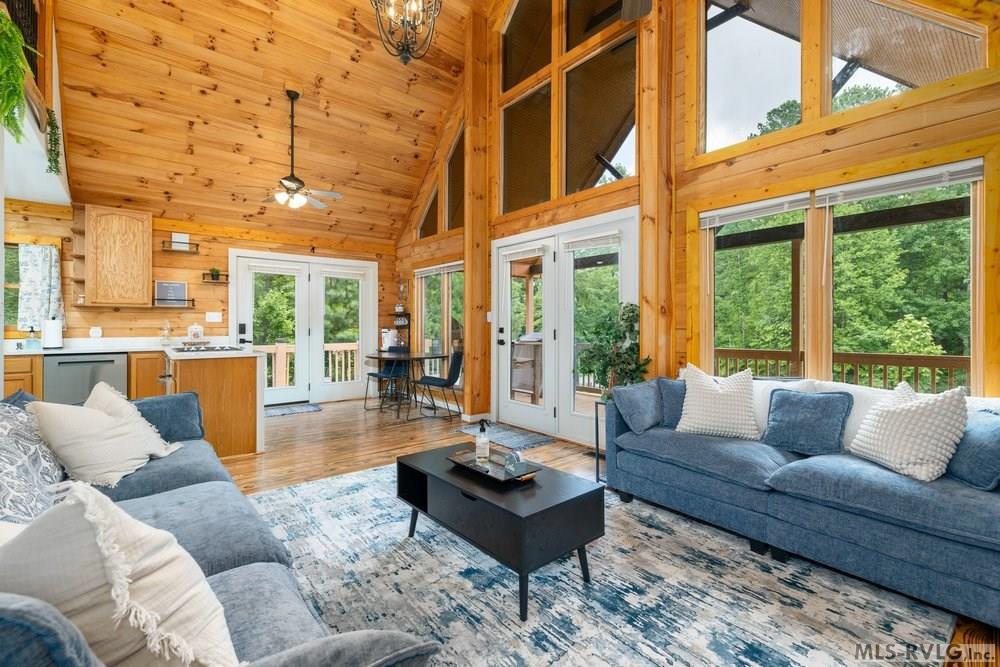 144 Windward Drive