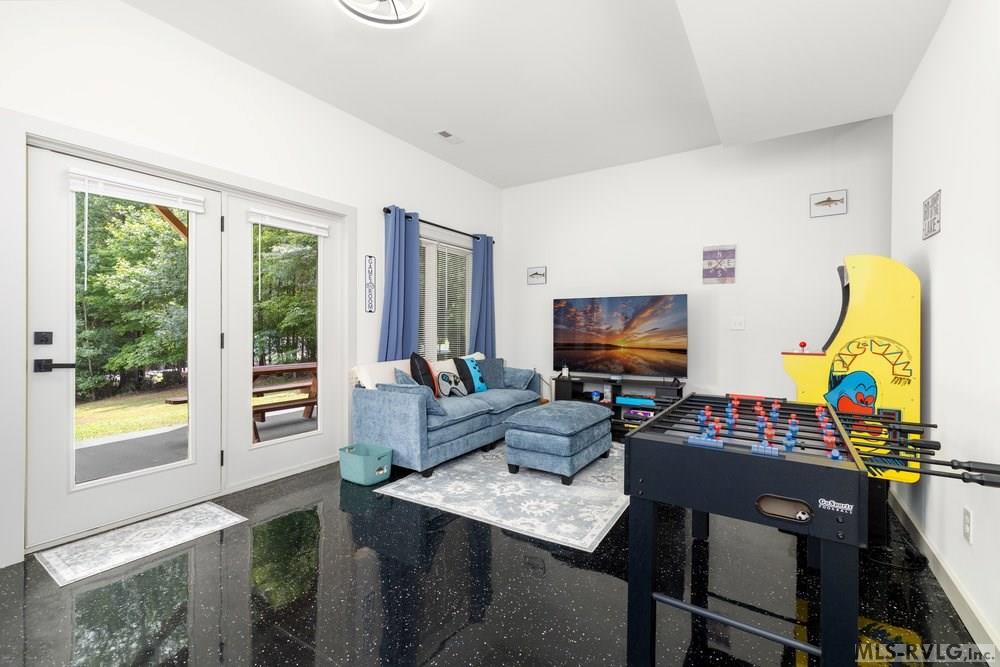 144 Windward Drive