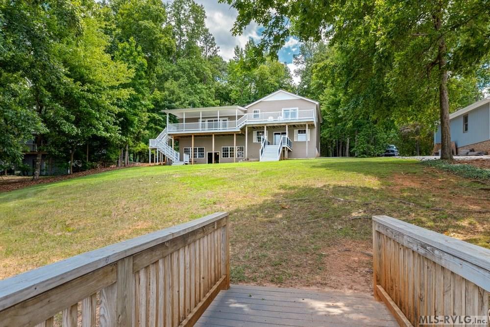 108 Dogwood Pointe Dr