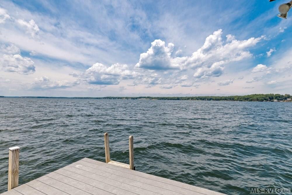 108 Dogwood Pointe Dr