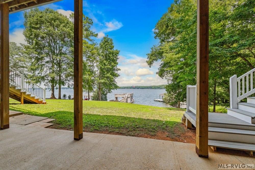 108 Dogwood Pointe Dr