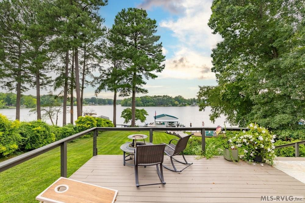 490 Paradise Drive