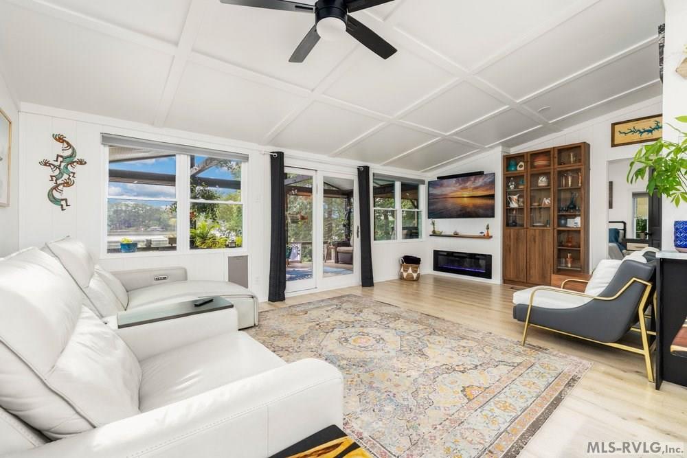 490 Paradise Drive