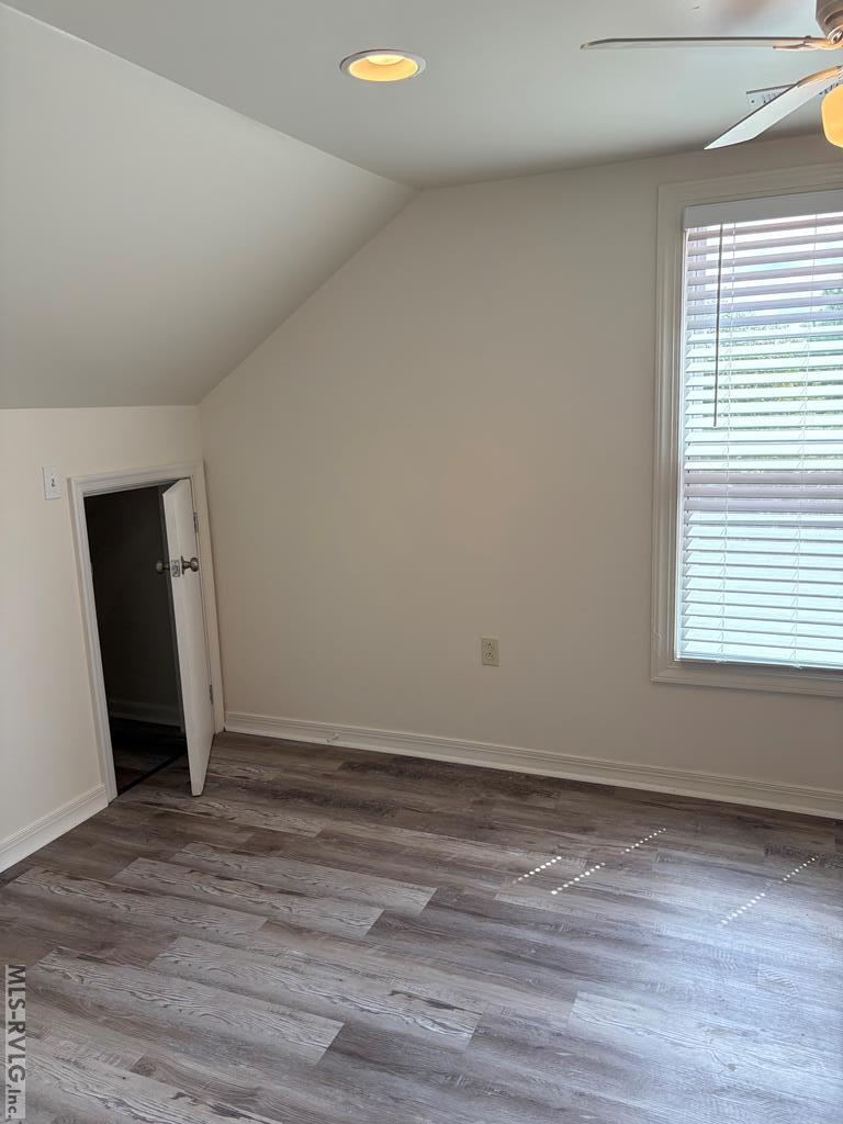 105 Woodlawn Ave